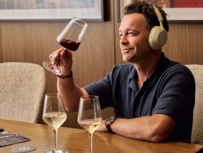 Self-guided Victorian wine flight at Sheraton Melbourne featuring QR-led tasting notes at LCSK.